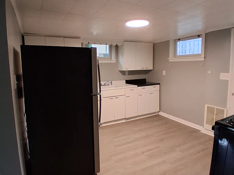 793 S Washington St #1 — Photo 2