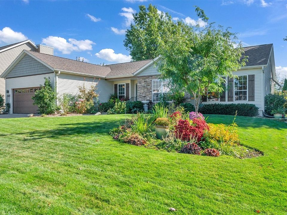 7822 Marquette Dr NE, Cedar Rapids, IA 52402 | Zillow