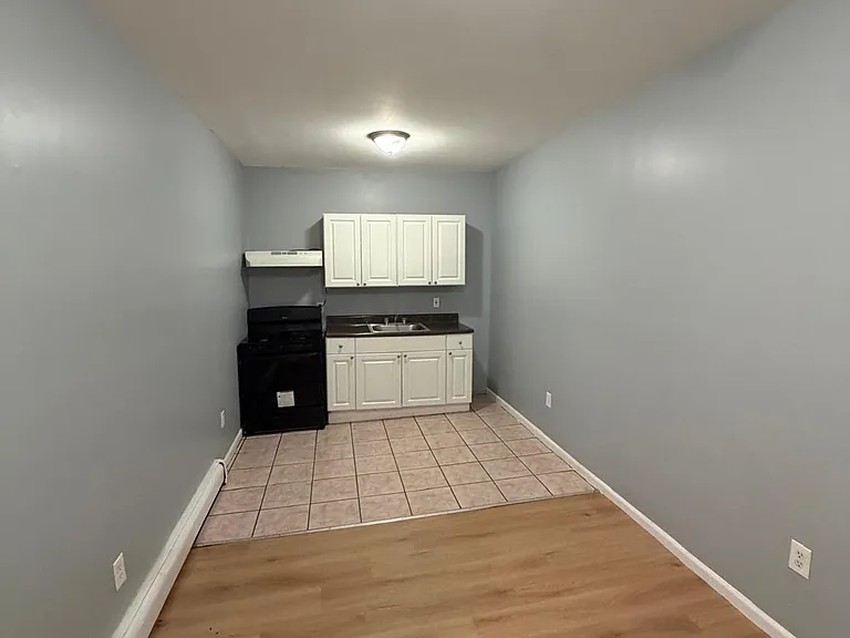 320 S Orange Ave #3B — Photo 1