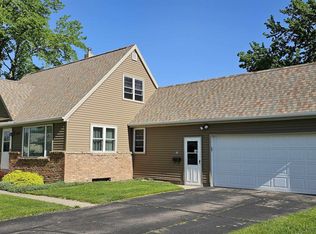 615 9th St SW, Pipestone, MN 56164