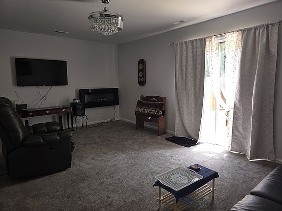 2nd image of 304 Civil Ct APT E