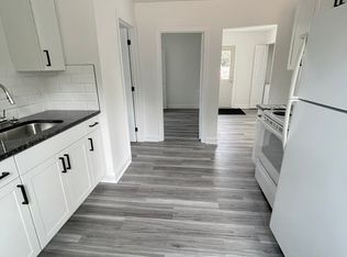 862 Thompson Blvd, Windsor, ON N8S 2G5