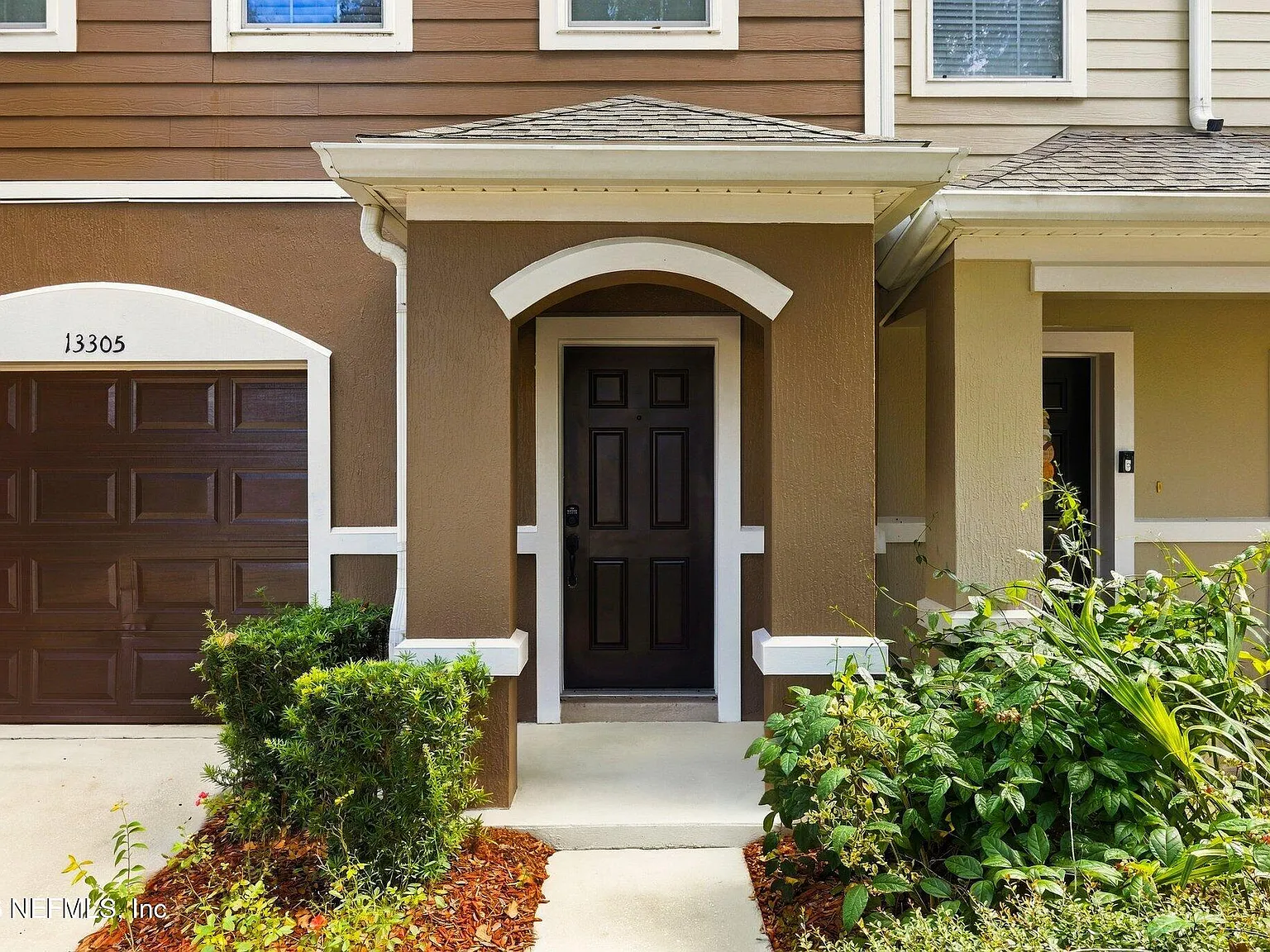 3 bed, 2.5 bath, 1480 sqft, $1,975 — Photo 2