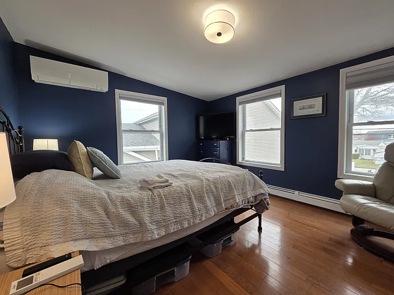 326 Long Sands Rd #B — Photo 11