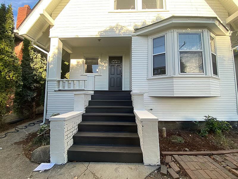 2nd image of 756 30th Ave