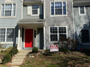 8742 Village Green Ct, Alexandria, VA 22309