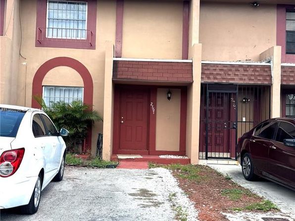 2767 NW 192nd Ter