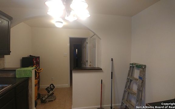 5th image of 3140 W Martin St