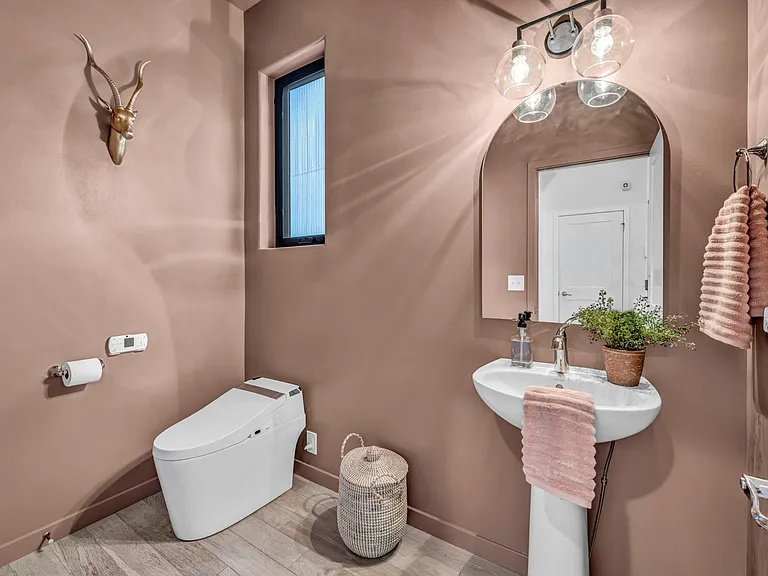 805 Brayton Ave — Photo 39