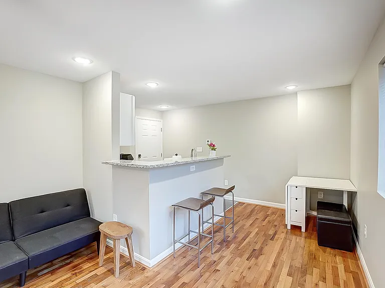 2341 Burnet Ave #2 — Photo 6