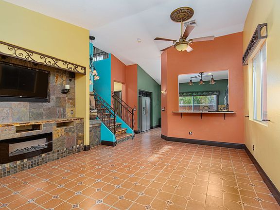 5th image of 10364 Natural Springs Ave