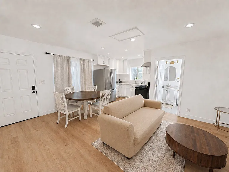 2886 Sumner Ave — Photo 11