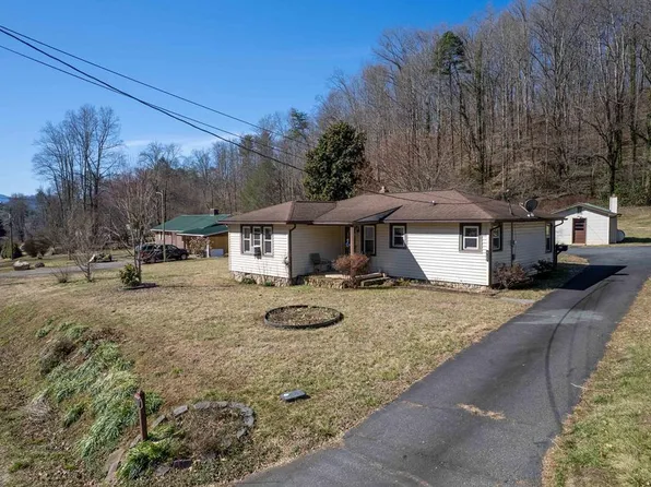 437 Fisher Creek Rd, Sylva, NC 28779