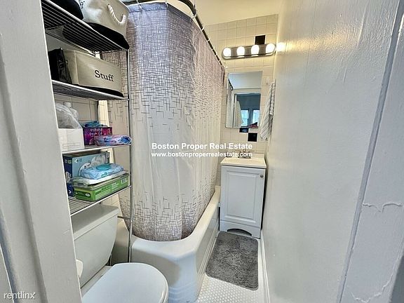 337 Beacon St. #9 Boston - Back Bay Unit Photo 5