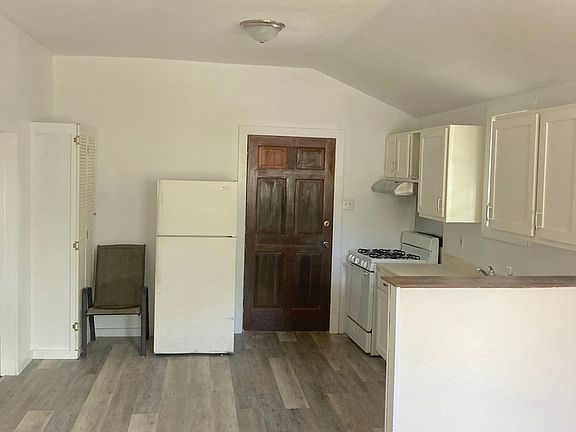 3rd image of 2409 BOOKER ST