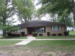 205 N Randolph St, South Whitley, IN 46787
