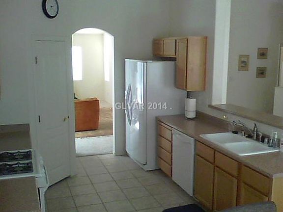 2nd image of 1425 Heather Grove Ave
