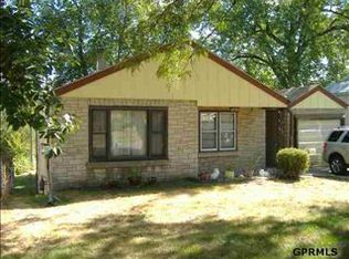 4537 Browne St, Omaha, NE 68104