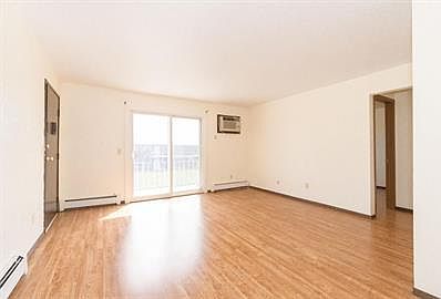 2nd image of 101 16th Ave NW #24
