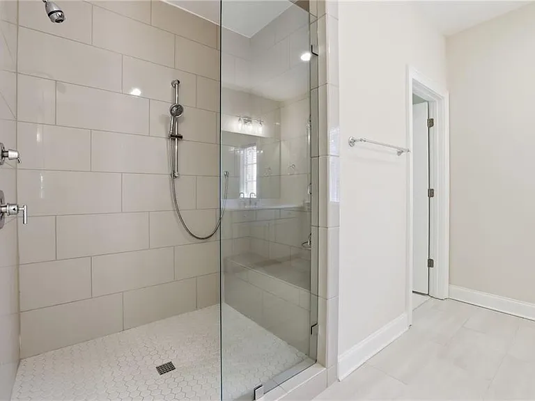 6572 Aria Village Dr — Photo 32