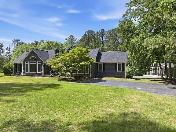 5th image of 101 Lanier Wood Dr