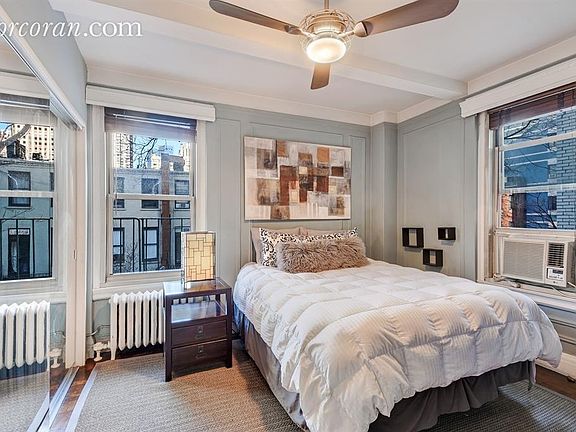 5th image of 325 W 45th St APT 515