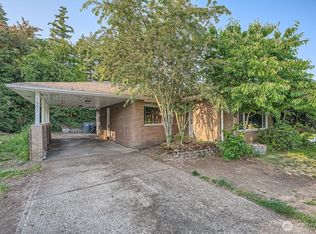 1001 Fairway Dr, Fircrest, WA 98466