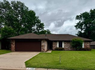1784 Denim Ln, Enid, OK 73703