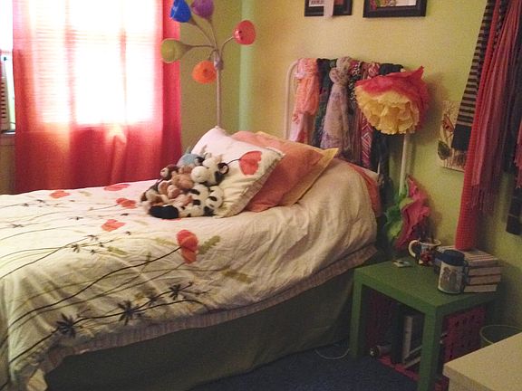 Upstairs Bedroom #3