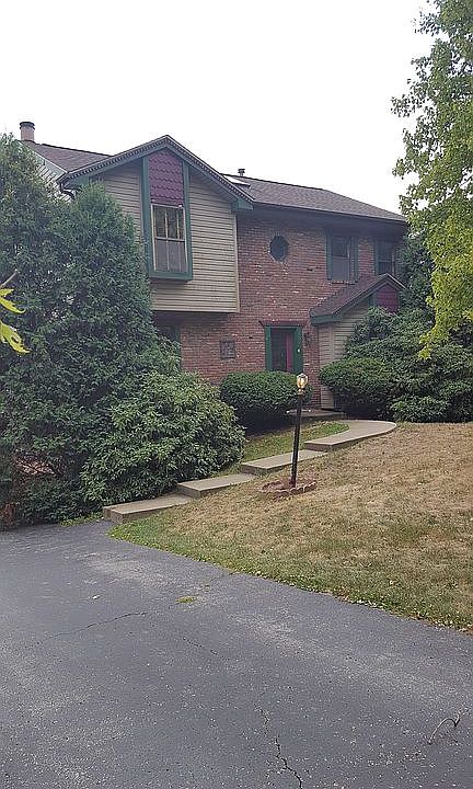 1st image of 832 Glendale Ct