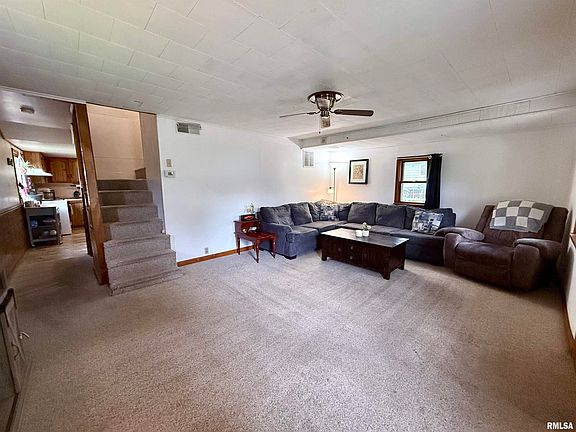 5th image of 200 N Potts Ave