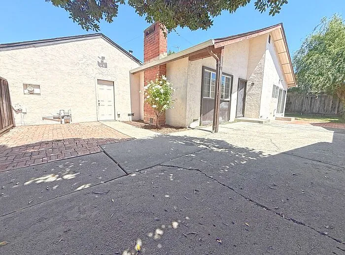 1768 Loch Ness Way — Photo 18