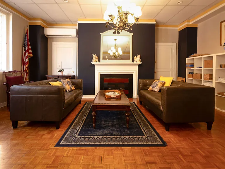 Front desk and lobby with 24-hr concierge and security