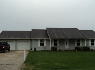 22564 Bo Sue Ct, Danville, IL 61834