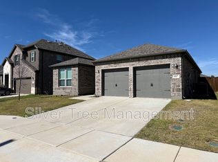 117 Wild Onion Ln, Fort Worth, TX 76131
