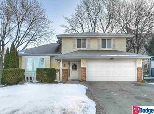 1403 Willow Ave, Bellevue, NE 68005