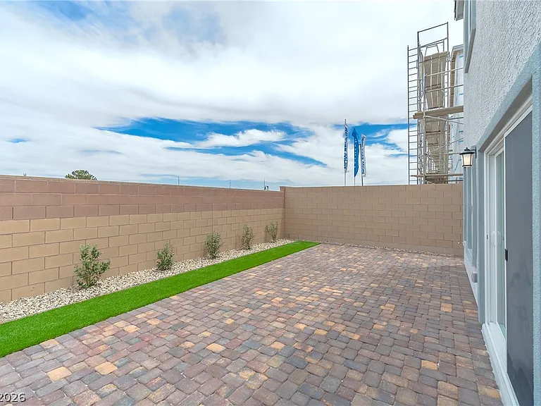 3380 Sunlight Grove Ln — Photo 28