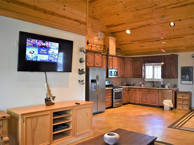 412 Pecan St — Photo 9