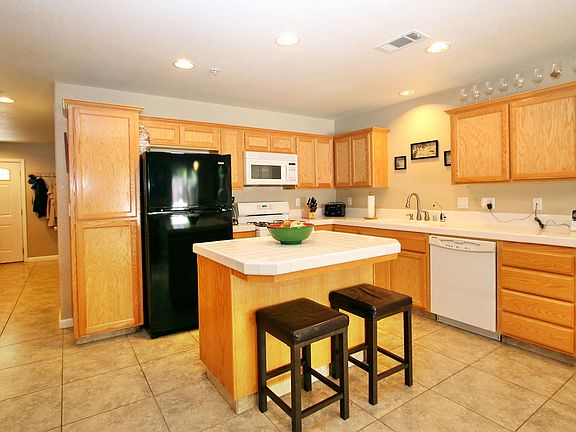 3rd image of 8340 Santa Ynez Ave