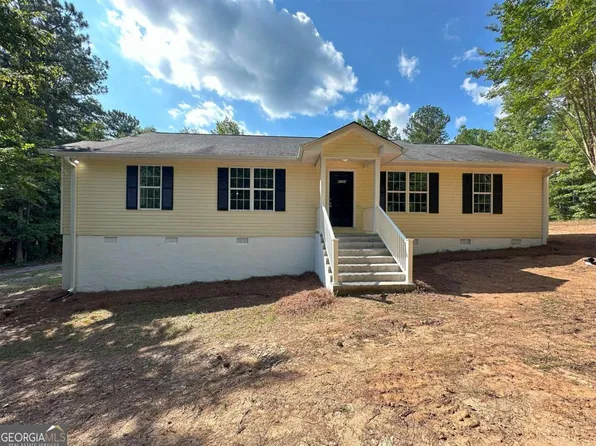 2122 Jackson Lake Rd, Mansfield, GA 30055