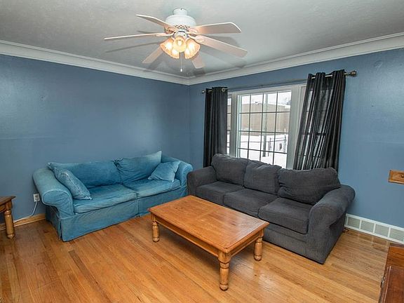 3rd image of 18705 Flamingo Ave