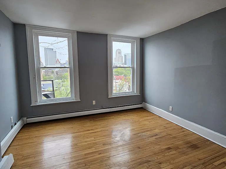32 1st St #2 — Photo 24