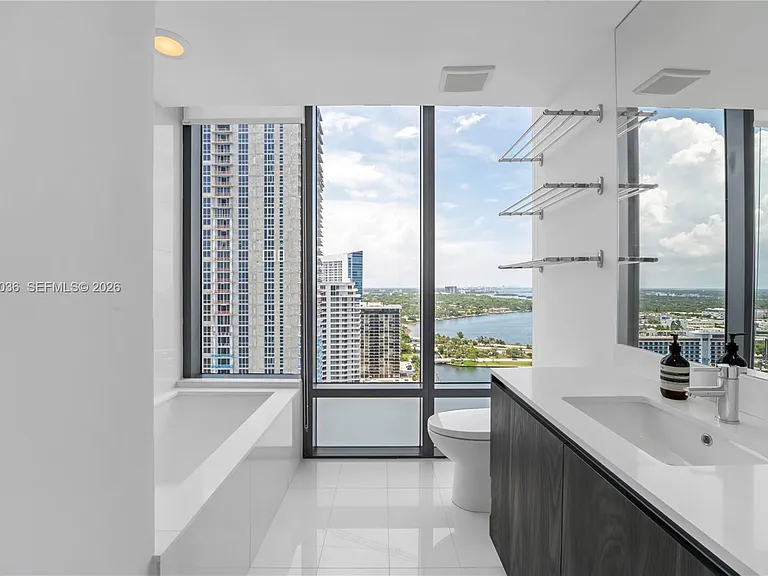 3131 NE 7th Ave #2706 — Photo 37