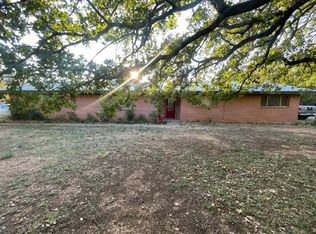 3401 N Oak Ave, Mineral Wells, TX 76067