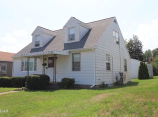 503 N Washington St, Montoursville, PA 17754