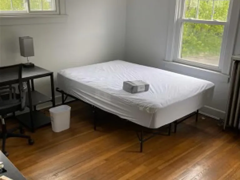 2296 S Overlook Rd #1 — Photo 5