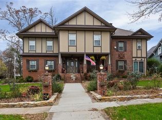 642 Colonial Dr, High Point, NC 27262