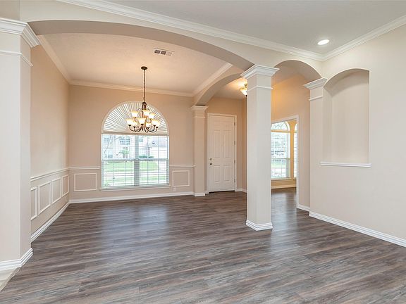 4th image of 19414 Briarsedge Ct