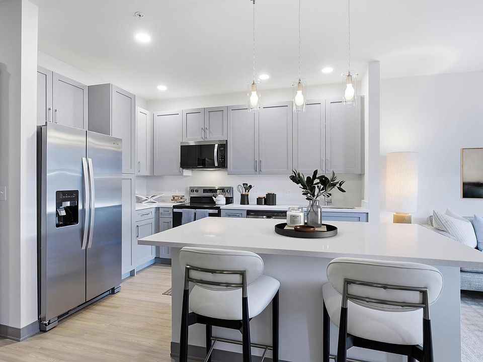 Kitchen and Appliances