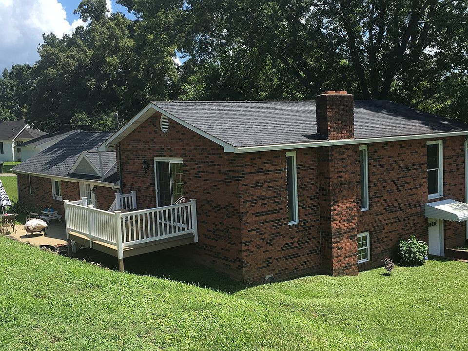1st image of 171 Woods Ln